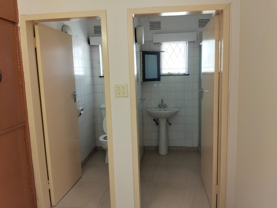 To Let 5 Bedroom Property for Rent in Fort Gale Eastern Cape